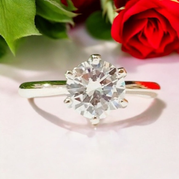2 CT Round Cut Diamond Solitaire Ring - Picture 3 of 4